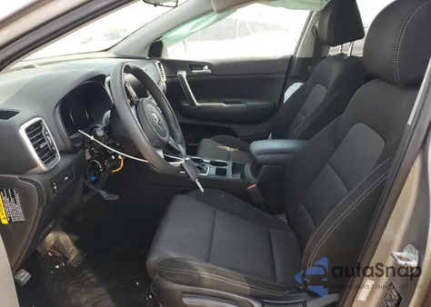 2021 Kia Sportage Lx z USA, uszkodzony, nr VIN KNDPM3AC7M7942248